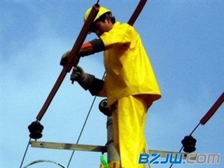 防电弧服价格怎么看？电工器材销售中不可忽视的电力安全防护装备